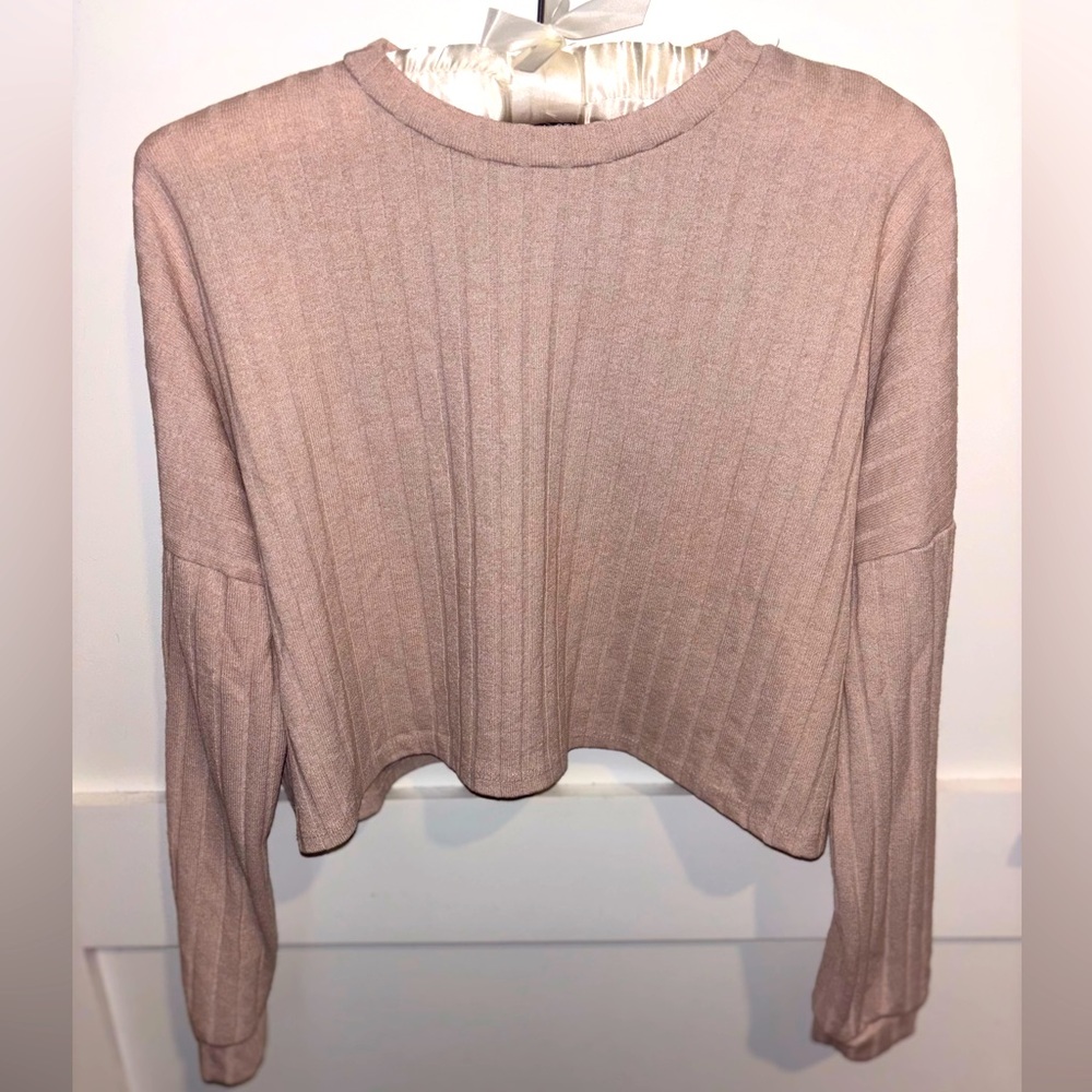 Nasty Gal Light Pink Ribbed Crop Size‎ 2